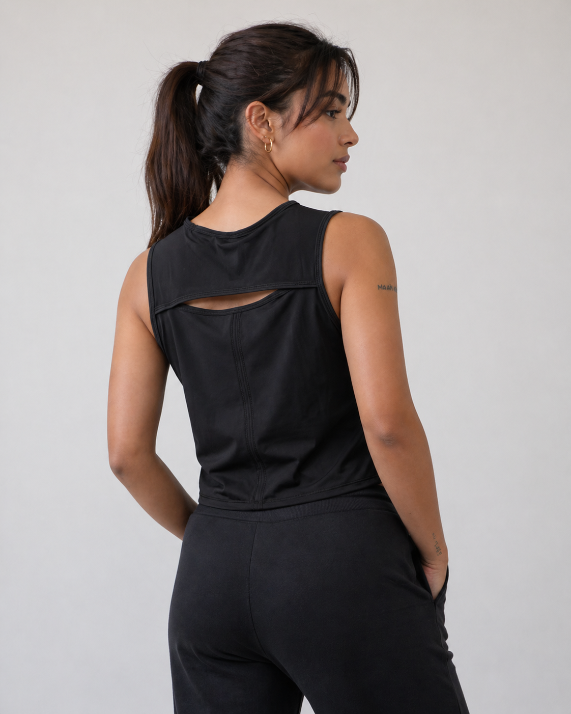 Velocity Tank - Black