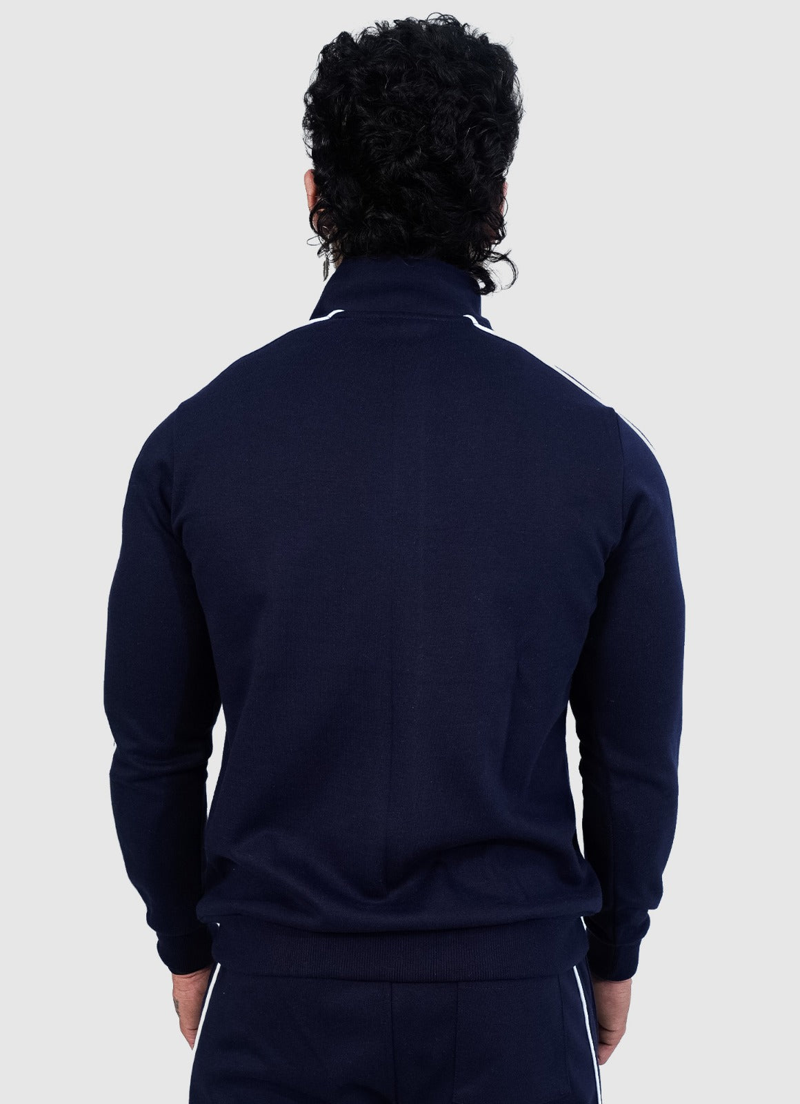 Baju Olahraga Ikonik Hitam/Kelabu