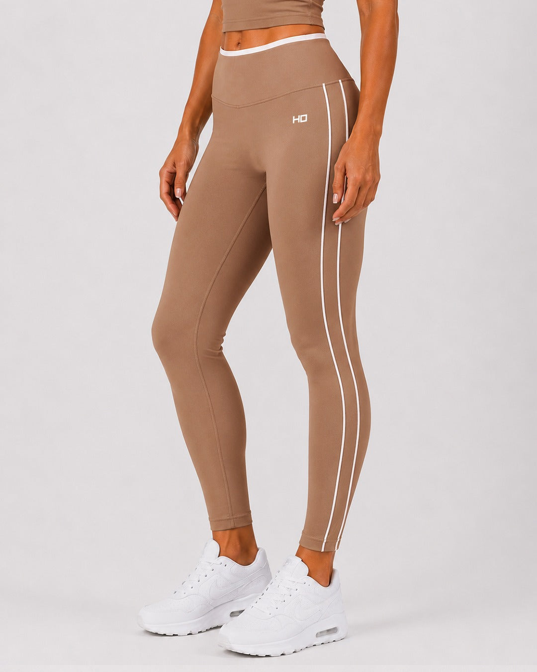 Accelerate Leggings - Tan