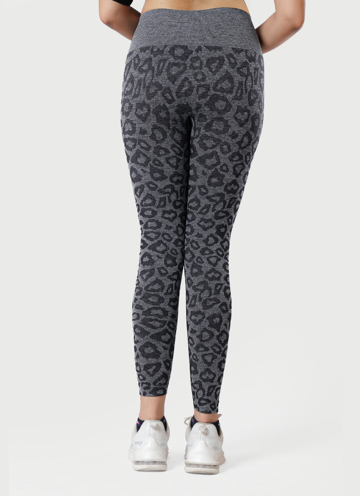 Safari Seamless Legging - Kelabu