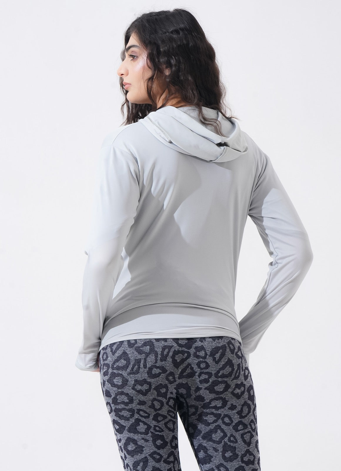 Hoodie Anggun Wanita - Perak