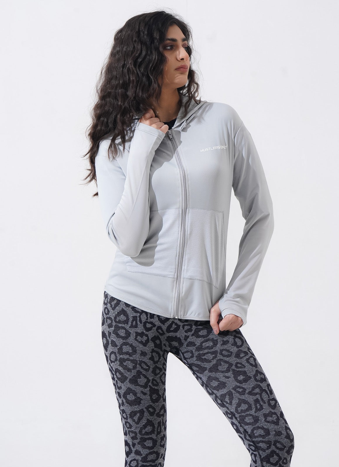 Hoodie Anggun Wanita - Perak
