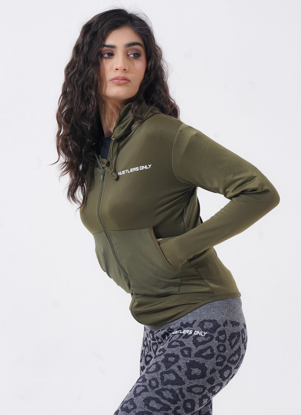 Hoodie Anggun Wanita - Zaitun