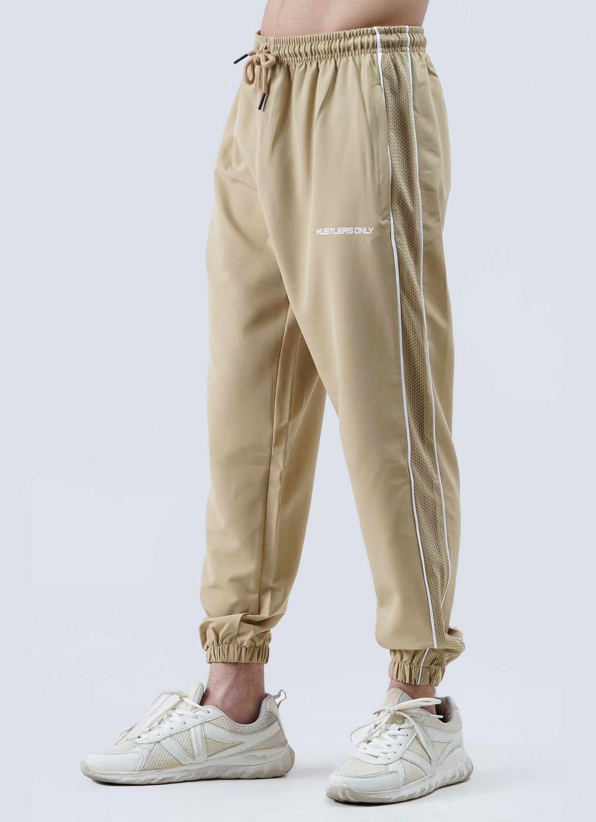 Lari Ketangkasan - Khaki