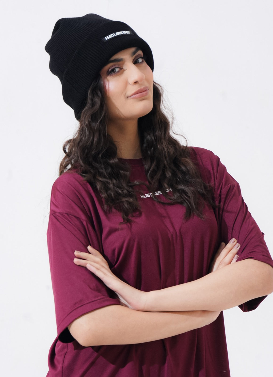 Knitted Beanie - Hitam