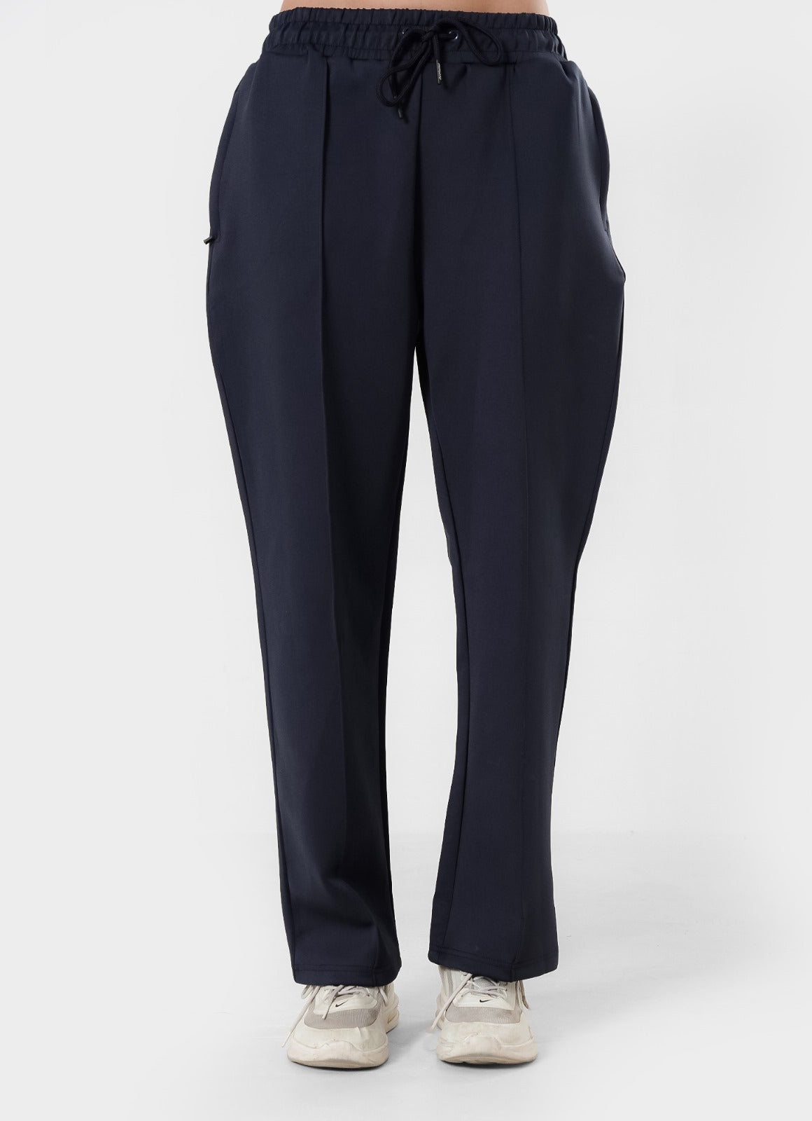 Relaxed Pleated Trouser - Navy.